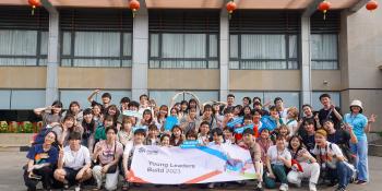 DONG THAP, VIETNAM – A team of volunteers—members of Habitat for Humanity Japan’s campus chapters