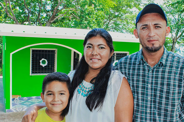 El Salvador family