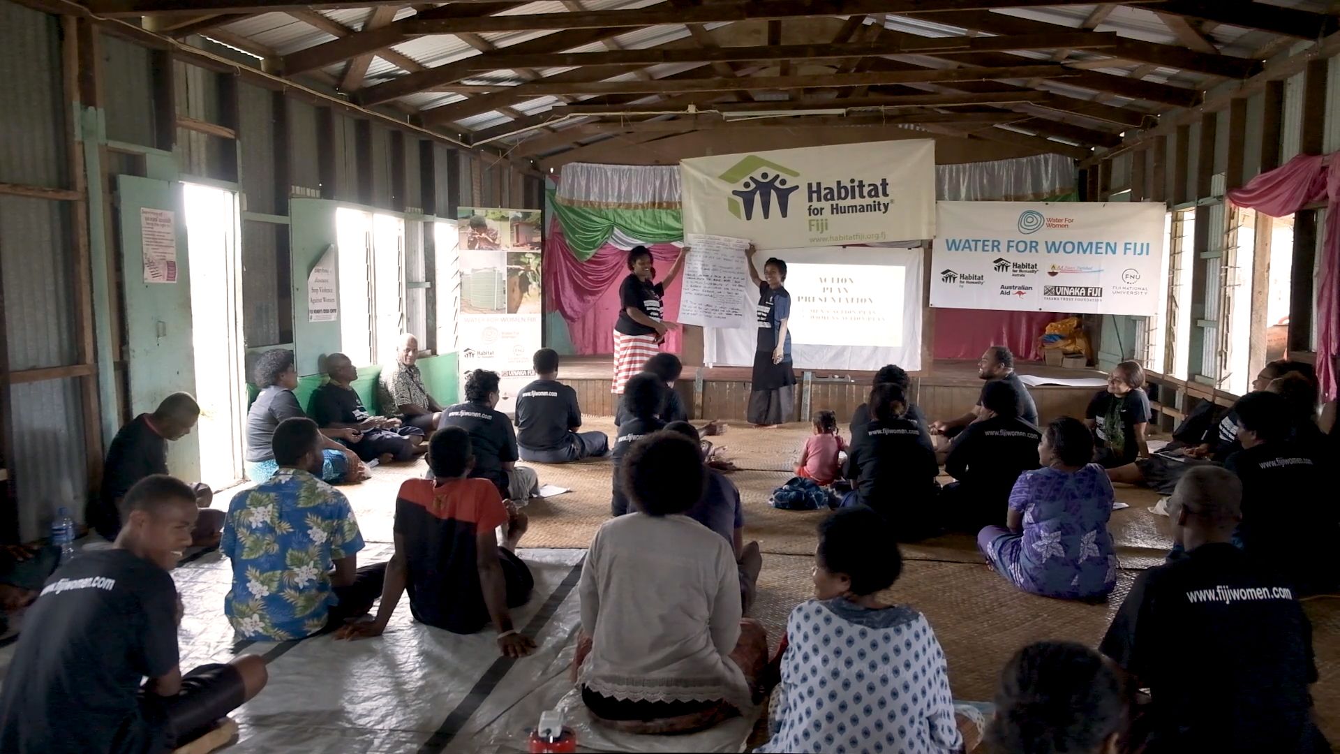 A group of women attends a WASH for Women training from Habitat Fiji and its local partners.