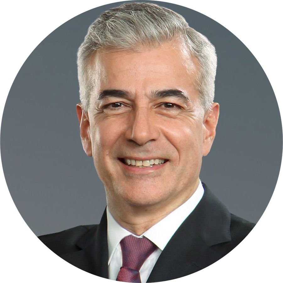 Headshot of Fernando Zóbel de Ayala