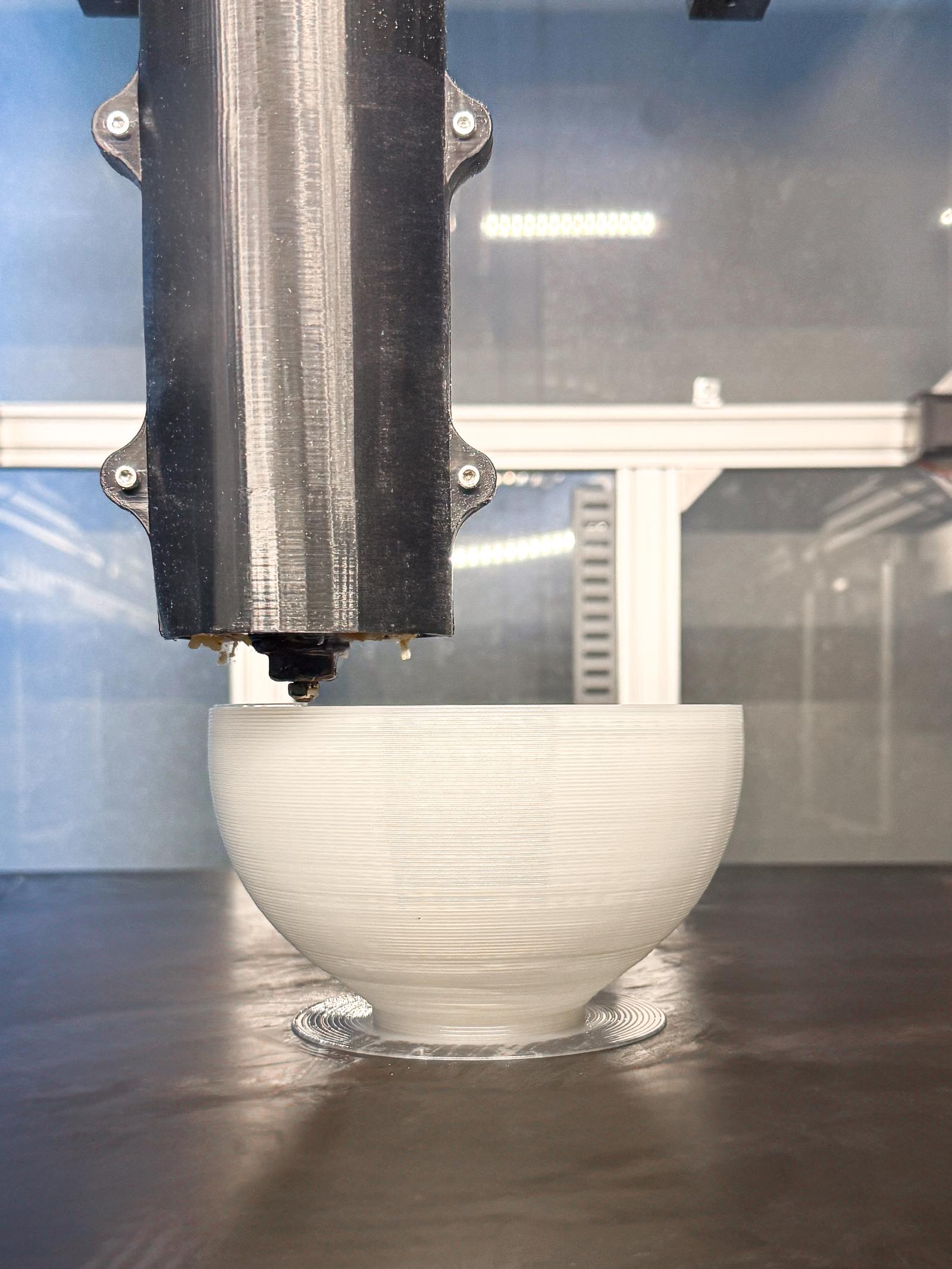 3D printer creating a lampshade. 