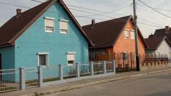 Habitat houses, Romania