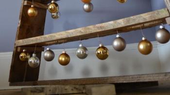 DIY pallet Christmas tree