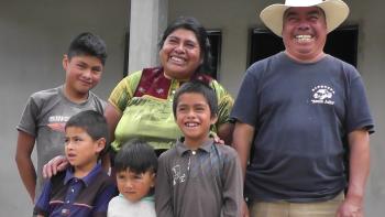 Familias mexicanas tendrán acceso a microcréditos de vivienda gracias a una donación de la Fundación W.K: Kellog a Hábitat para la Humanidad