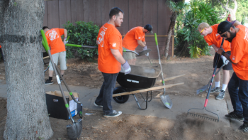 Team Depot volunteers