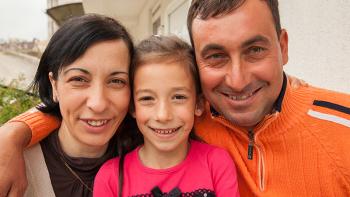 Photo: family from Macedonia smiling