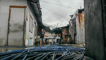 electric_cables_on_the_ground