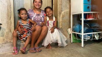 Más de trece mil latinoamericanos tienen hoy una vivienda con un piso de concreto en vez de tierra