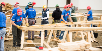 Thrivent volunteers