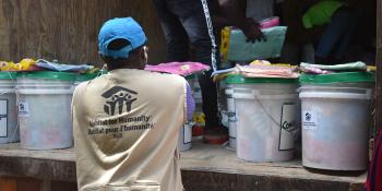 Hábitat comienza a distribuir kits de higiene y prepara un plan de recuperación en Haití