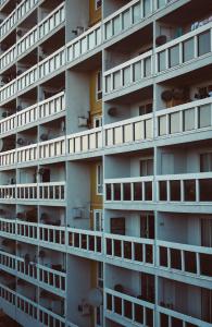 edward-howell-zuel-45OtJo-unsplash.jpg