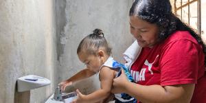 Juntos construimos viviendas dignas que son la base de la salud familiar