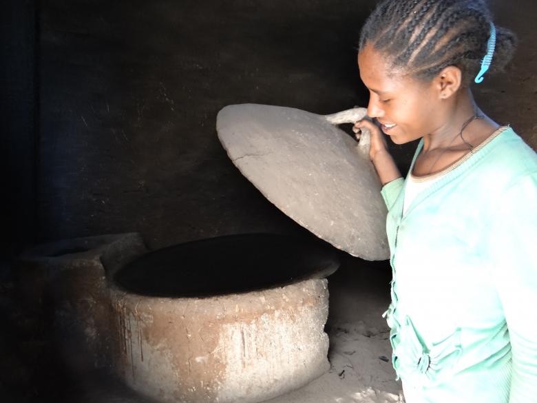 Mechbezu with her new stove