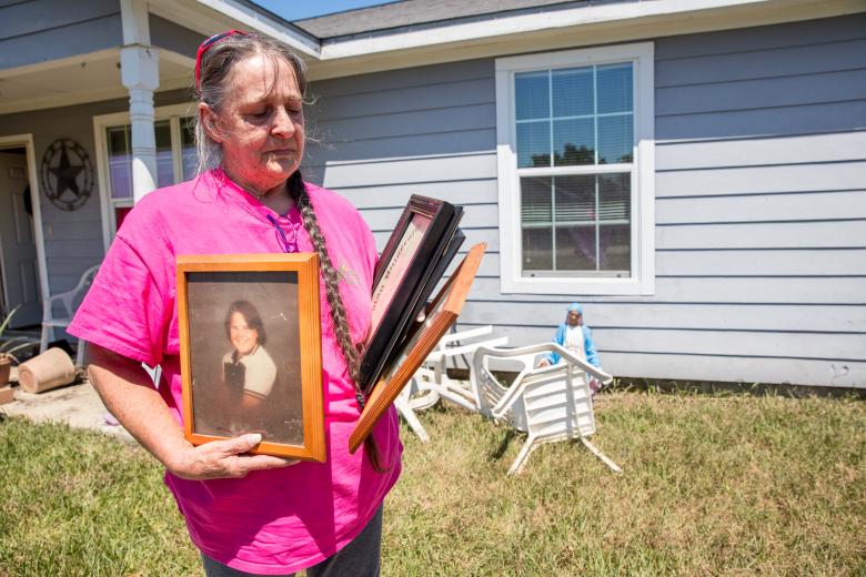 hurricane victim cleanup