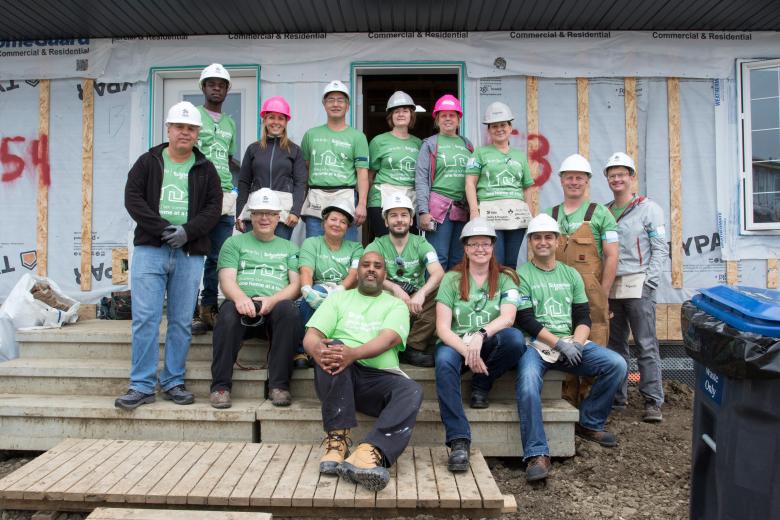 Schneider group photo.