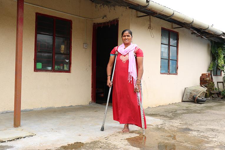 Lata is among 100 families who built homes with Habitat during 2006 Carter Work Project in Lonavala, India
