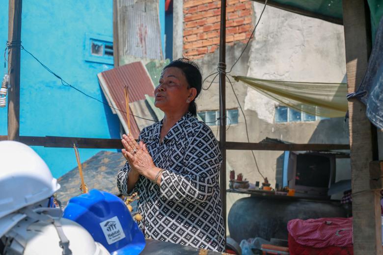 PHNOM PENH - Homeowner Sara