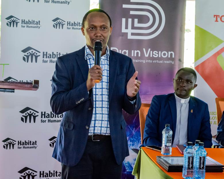 Masua Mutua speaking at the ceremony