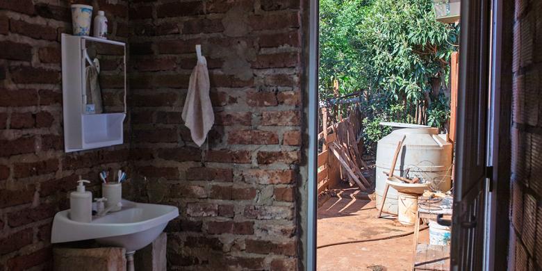 Nuevo informe de Hábitat para la Humanidad vincula mejoras en la vivienda de asentamientos informales con beneficios clave para la salud de las mujeres